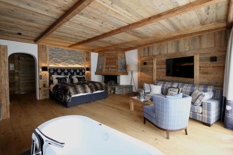 Bedroom 4, Amber Ski-in/out Hotel & Spa, Visp