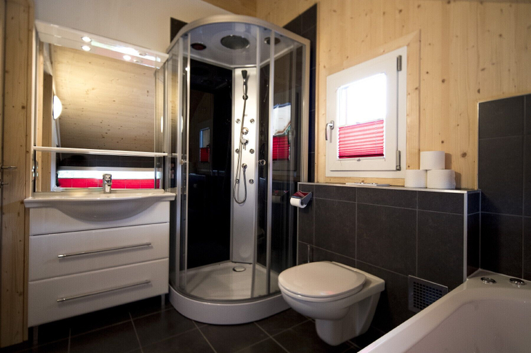 Bathroom 4, Kreischberg Chalets by ALPS RESORTS, Murau