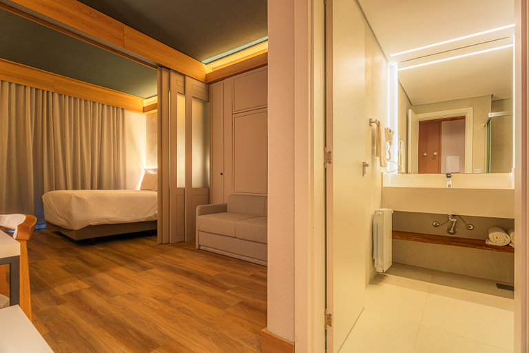 Bedroom 3, Poehma Lago Negro by Liva OFICIAL, Gramado