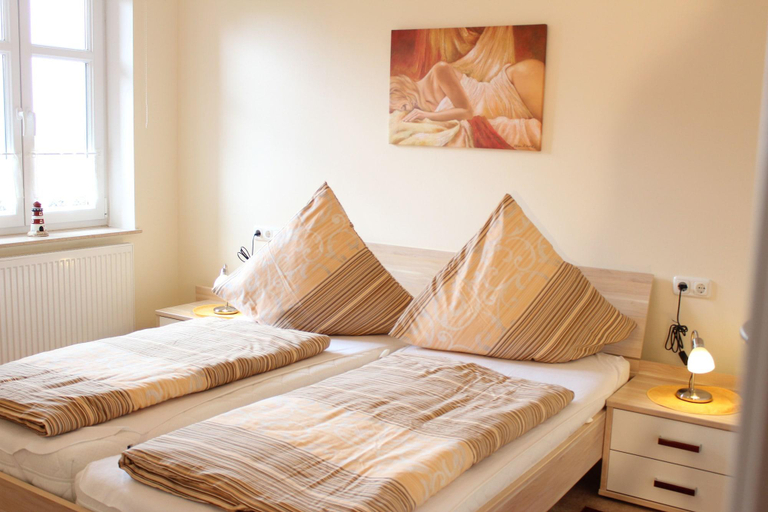 Bedroom 2, Aparthotel Museumshof, Ostholstein