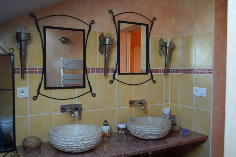 Bathroom 4, Le Nid De L Ecureuil, Tarn