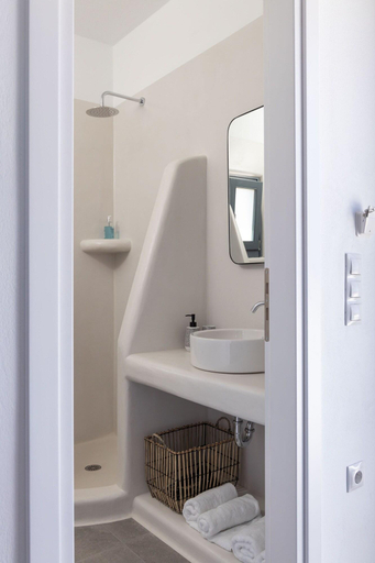 Bathroom 4, Archon Seaside Retreat, South Aegean