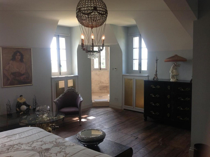 Bedroom 2, Cha Teau De La Goujonnerie, Vendée