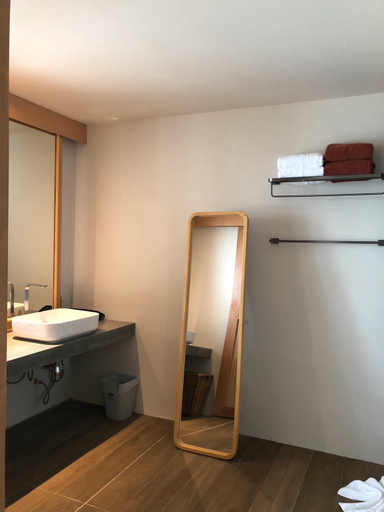 Bathroom 15