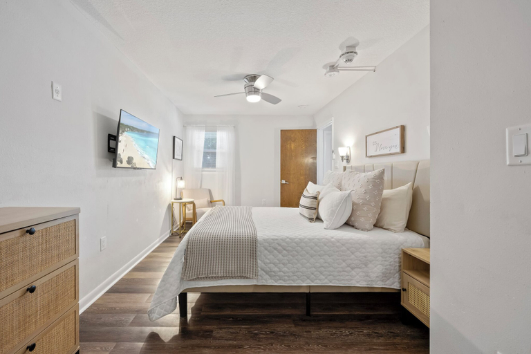 Bedroom 3, Sandpiper, Brevard