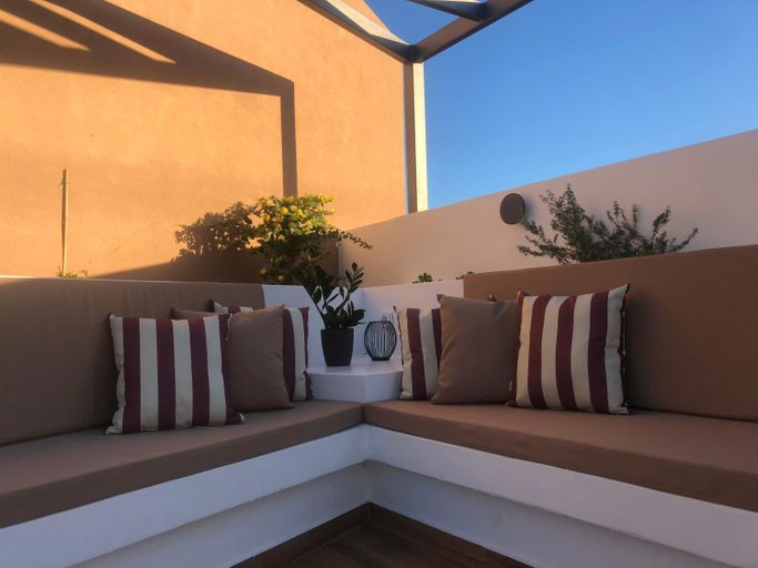 Others 2, Taras Residence, Ionian Islands