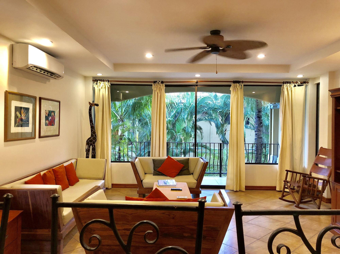 Public Area, Monte Carlo Luxury Condominiums, Garabito