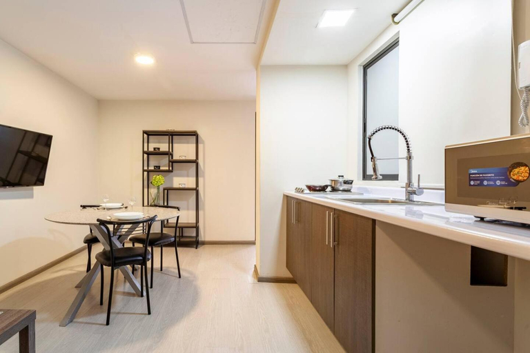 4, Central and cozy CDMX 1BR, Mexico City
