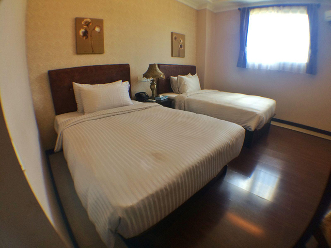 Bedroom 2, Grand Hoyah Hotel, Olongapo City