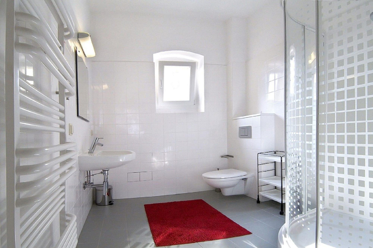 Bathroom 3, Apartamenty Pomaranczarnia, Poznań City