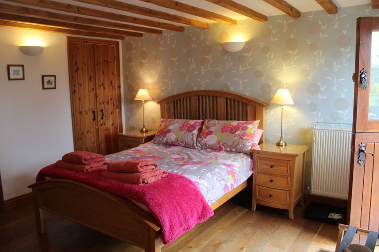 Bedroom 3, Henllys Estate B&B, Carmarthenshire