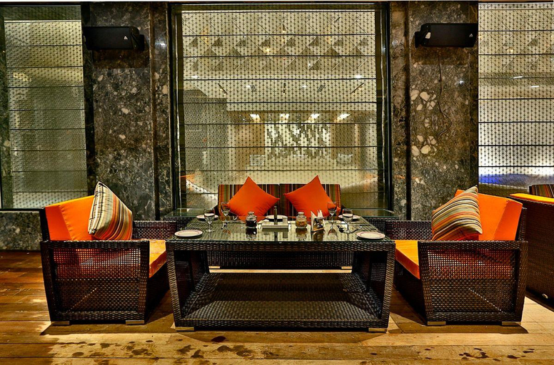 Others 4, Hotel Madin, Varanasi