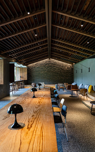 Food & Drinks 4, Sono Pet Clubs Resorts Vivaldi Park, Chuncheon