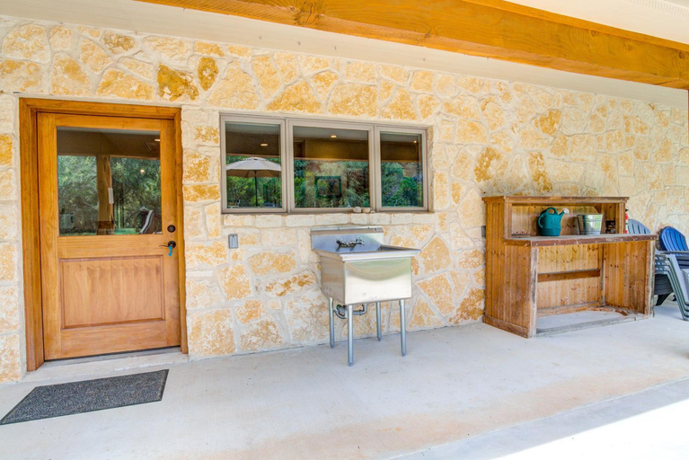 Bathroom 3, Roadrunner Canyon Ranch, Real
