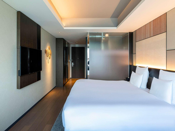 Bedroom 12