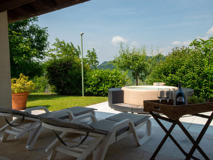 Others 5, Tenuta Castagnera, Treviso