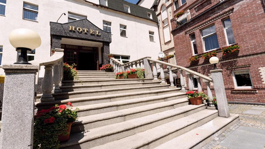 Exterior & Views 2, Park Hotel, Świdnica