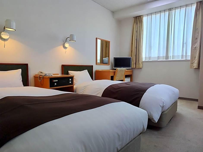 Bedroom 3, New Grand Hotel Yamagata, Shinjo