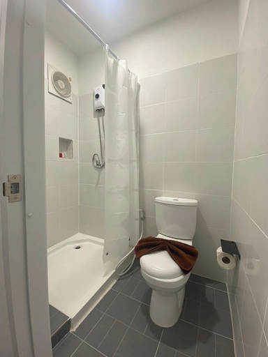 Bathroom 4, Nomads Homestay Sriracha, Si Racha