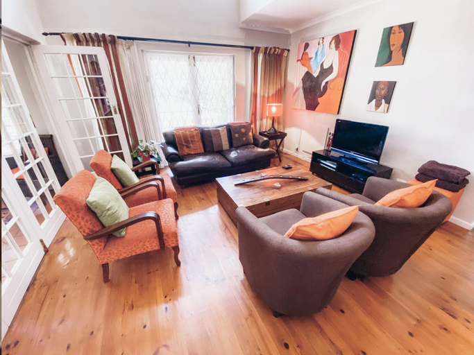 Bedroom 2, Jonquil Cottage, Cape Winelands