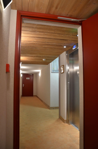 Public Area, Les Grandes Alpes, Haute-Savoie