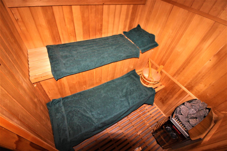 2, LE CHILL Suite & SPA (Jacuzzi et Sauna prives), Val-de-Marne