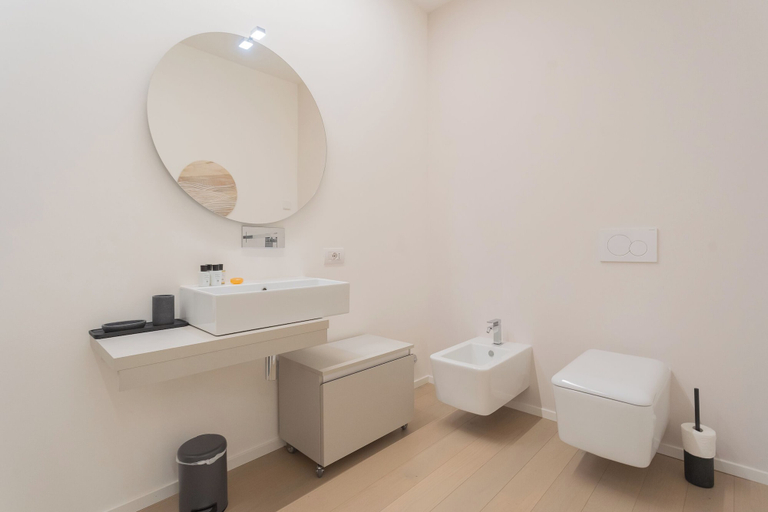 Bathroom 3, La Vista Bonita by Rent all Como, Como