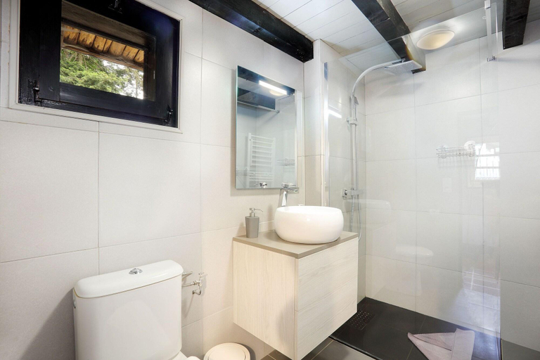 Bathroom 4, Les Lodges de Babylone, Haute-Savoie