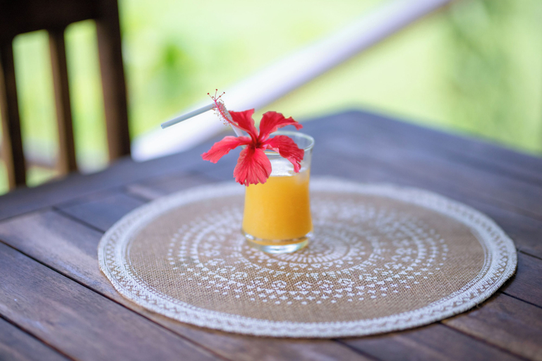 Food & Drinks 4, Pension Titaina