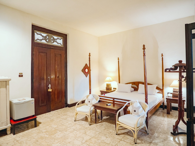 Bedroom 30