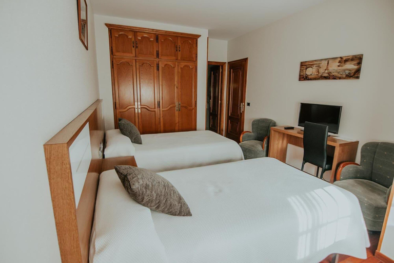 Bedroom 3, Hotel A Veiga, Lugo