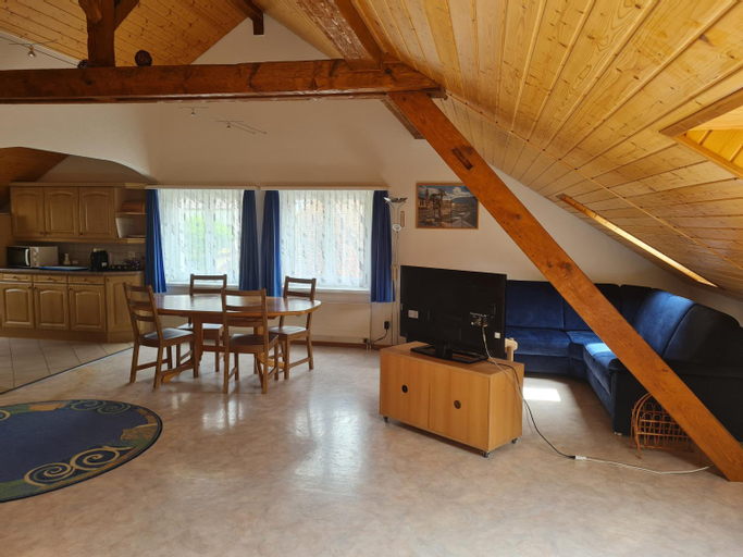 Others 4, Dachwohnung in Welschenrohr, Thal