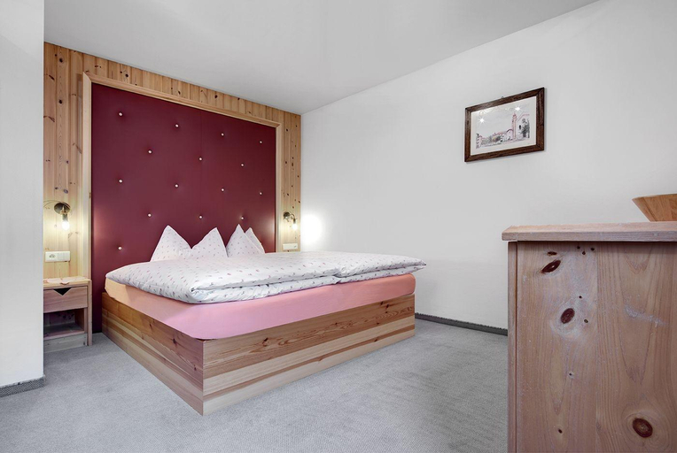 Bedroom 3, Residence Dolomieu, Bolzano