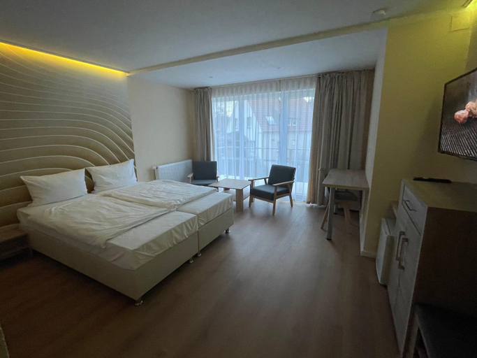 Bedroom 4, Hotel Andrea, Schwäbisch Hall