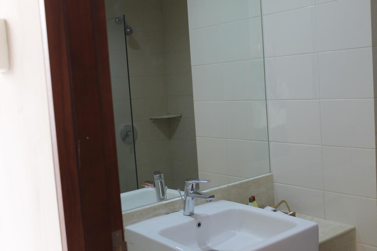 Bathroom 19