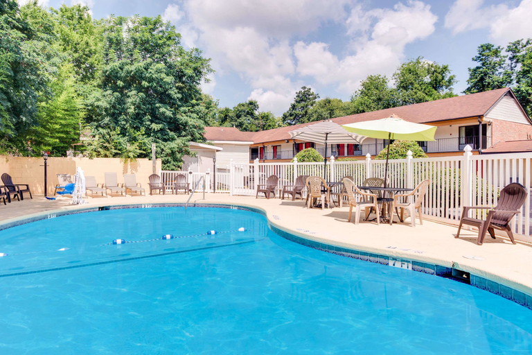 Sport & Beauty, Americas Best Value Inn Aiken, Aiken