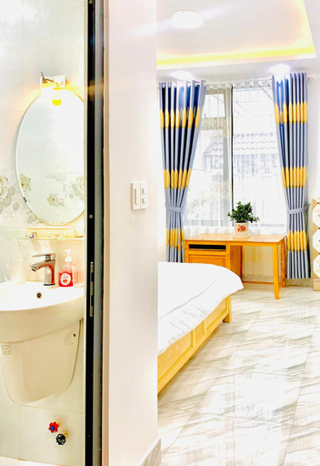 Bathroom 6