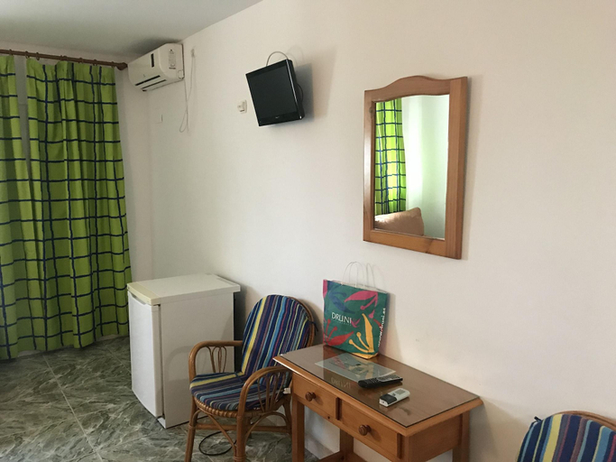 Bedroom 3, Hotel Playa, Almería