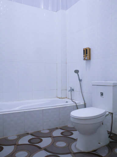 Bathroom 5, Kusuma Hotel and Convention Hall, Nganjuk