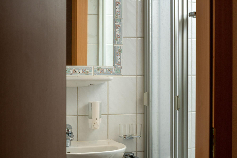 Bathroom 4, Landhaus Albert Murr, Landeck
