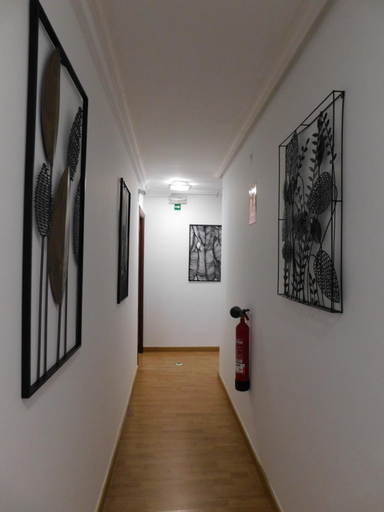 Others 3, Hostal Crisol X Liste Station, A Coruña