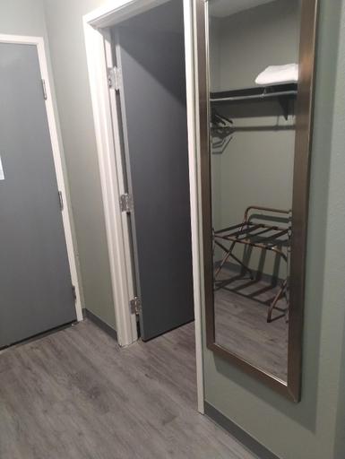 Bedroom 16