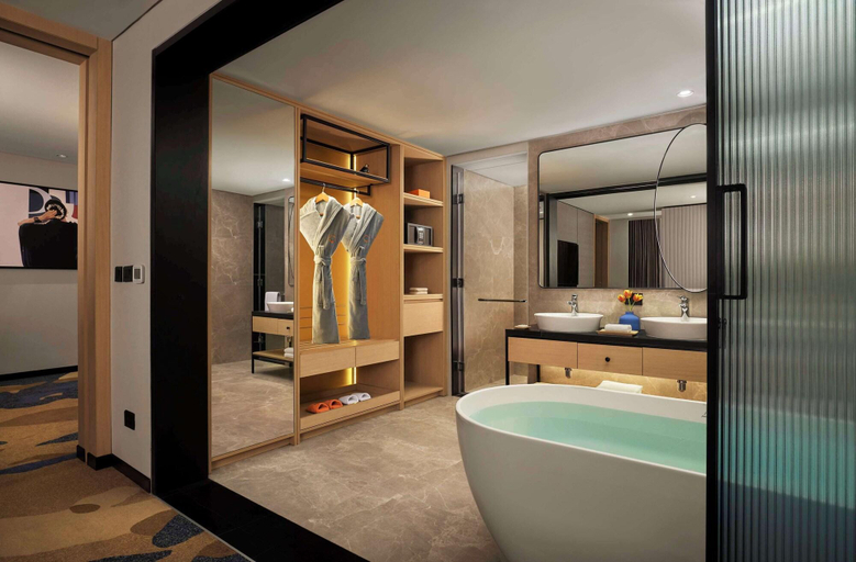 Bathroom 4, Hyatt Centric Hebbal Bengaluru, Bangalore
