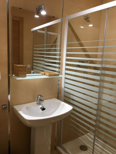 Bathroom, Apartament Vall d'Ager, Lleida