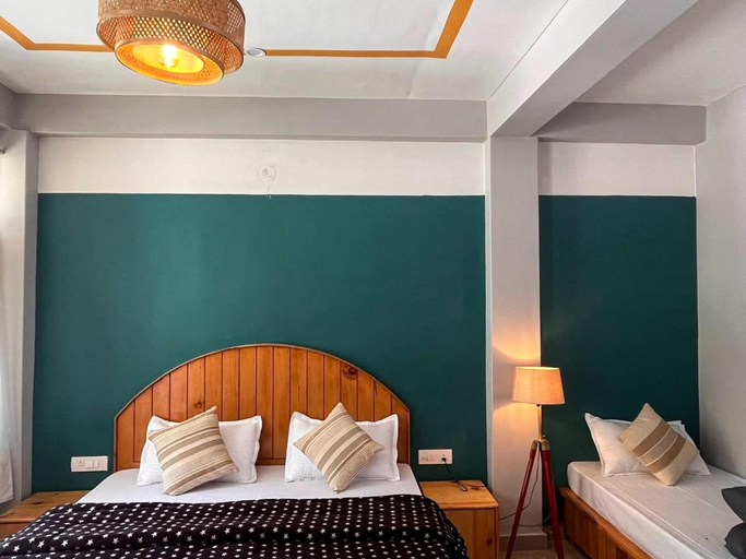 Others 4, Madpackers Kasol Riverside - Katagla, Kullu