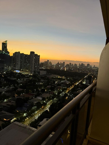 Others 5, One Bedroom with Balcony City view, Makati City