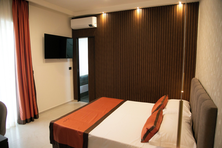 Bedroom 2, Ambrosia Room, Cosenza