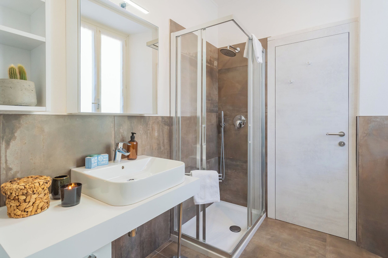 Bathroom 3, La Casa di Nino by Rent all Como, Como