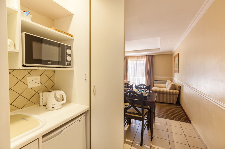 5, Courtyard Hotel Rosebank, City of Johannesburg