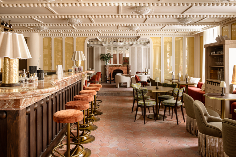 Food & Drinks 5, Chateau Des Fleurs, Paris
